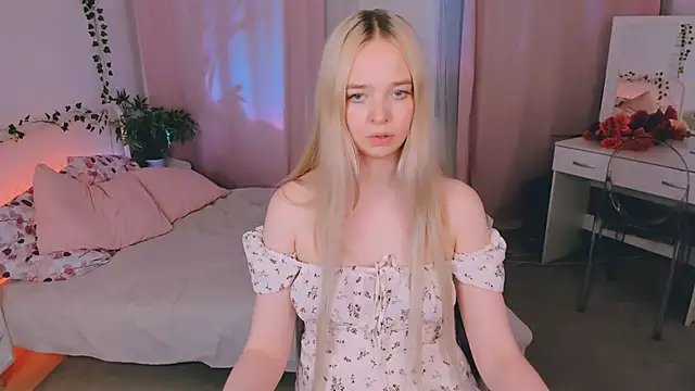 BellaMontgomery webcam