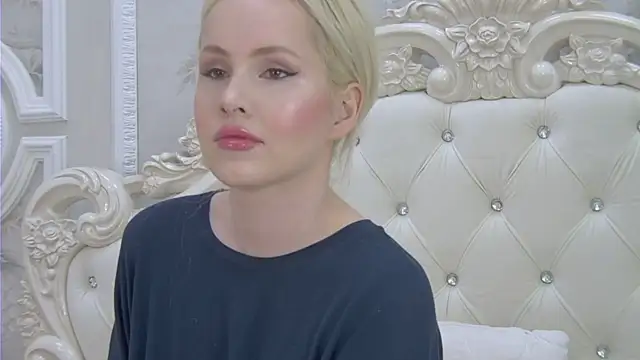 EllieFrosty_ webcam