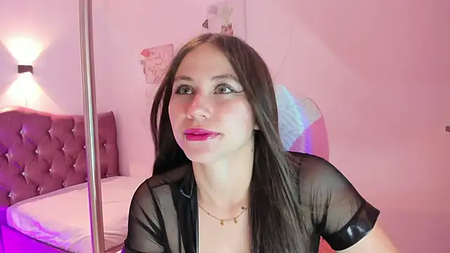 MiaWhiteBunny