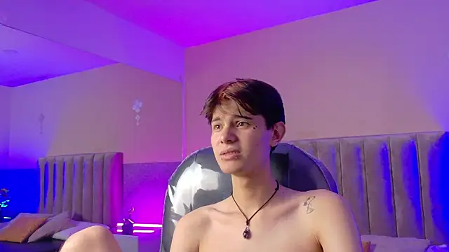 Derek_Sinn webcam