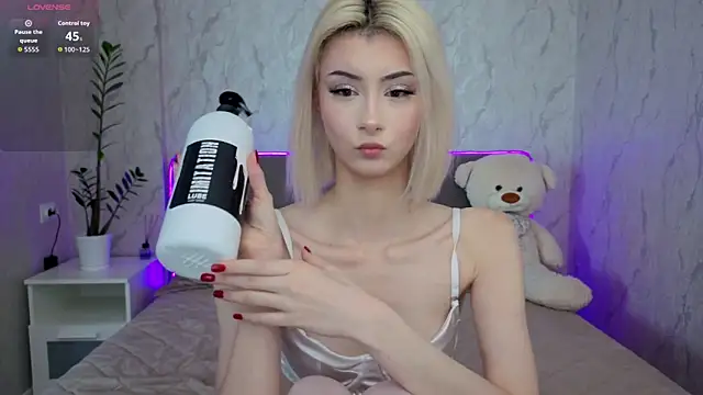 kittysocutie webcam