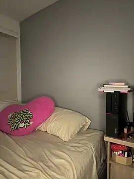 Sammy_pink webcam