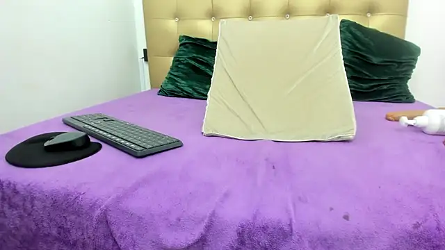 candy_sex_18 webcam