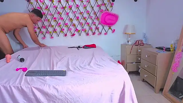 ANNA_AND_MASTERBOY webcam