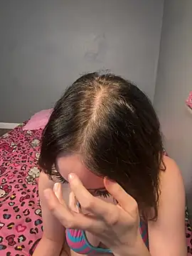 strwbrrymilk live sex cam