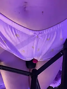 Oliviaaadreamz webcam