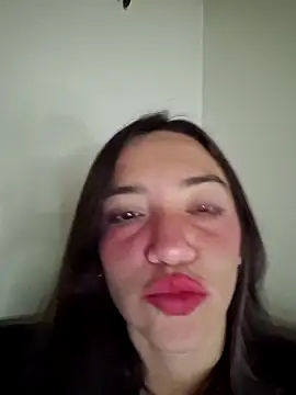 loveuu-bae webcam