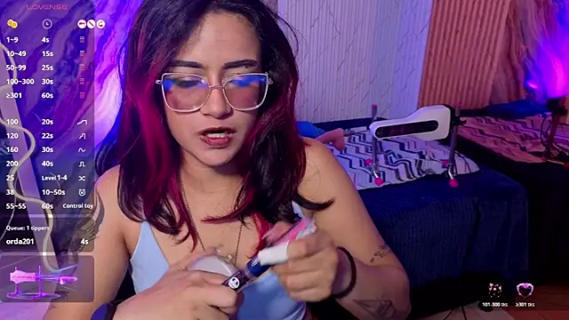 kristen_tay webcam