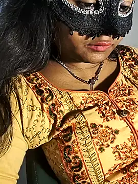 DIRTYSECRET_QUEEN_07 webcam