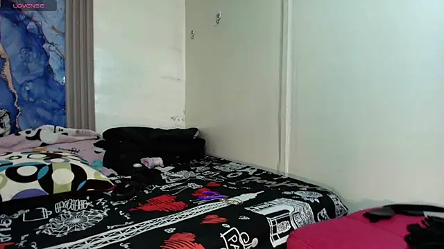 raven_robin_ webcam