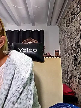 kylie_blck webcam