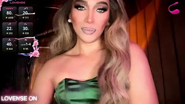 Lo_la_69 webcam