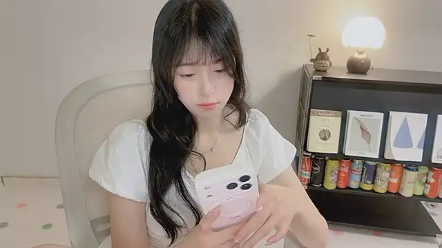 Onechestnut live sex cam
