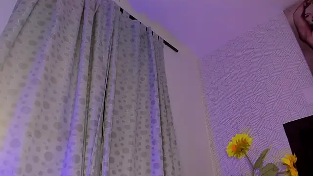 selena_fox7 - Selena_fox7's free webcam - UK Sex Cams