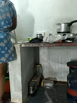MaaliiiPonuTamil webcam