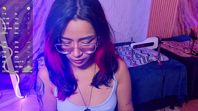 kristen_tay webcam