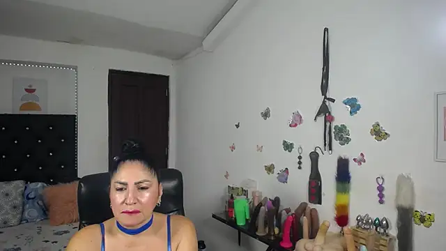 mature_bigboobs10 webcam