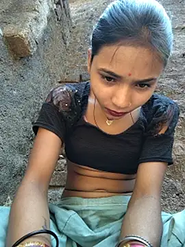 R_Roshni Live Webcam on Stripchat