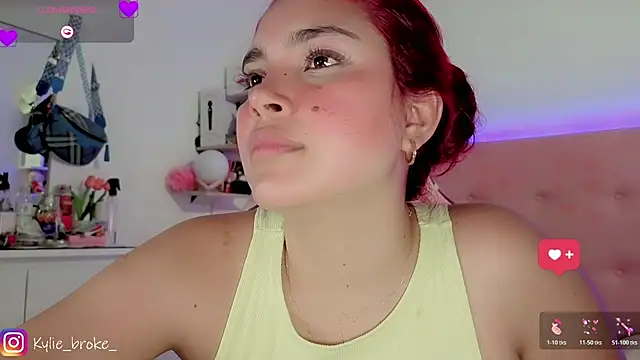Kylie_brokee webcam
