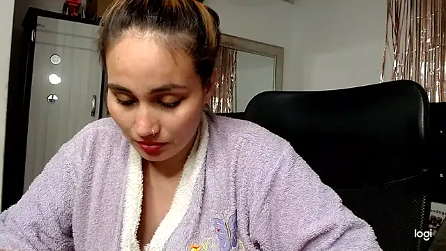 Baby_hornyJM webcam
