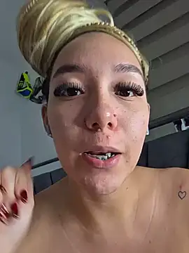 alaia_princess webcam