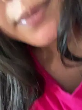 Sunitahotgirl webcam