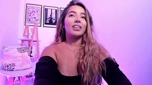 sofihill01 webcam