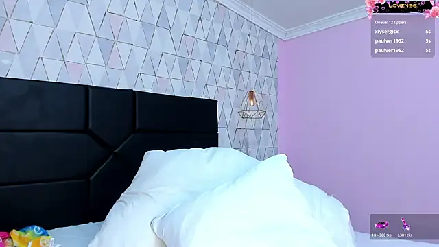 JustinePerry webcam