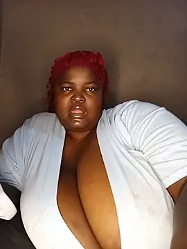 ChubbyLucia webcam