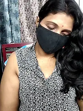Hotty_Kavita webcam
