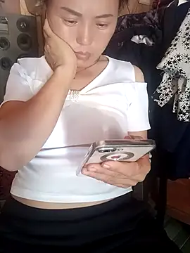 ngockem - Ngockem's free webcam - UK Sex Cams