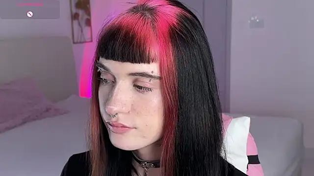 Vailyreb_ webcam