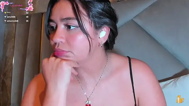 KimDevinne webcam
