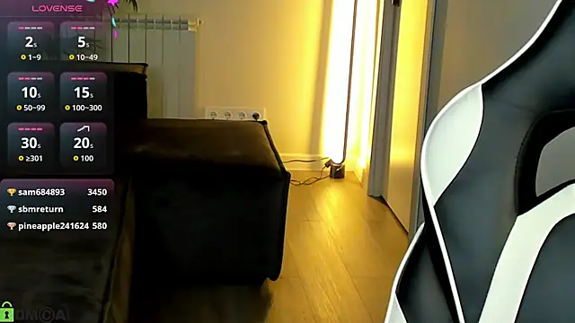 Leslie_Scott webcam