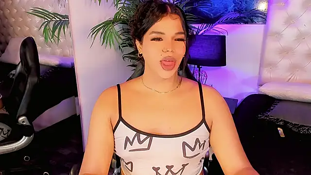 Keira_Fox31 webcam
