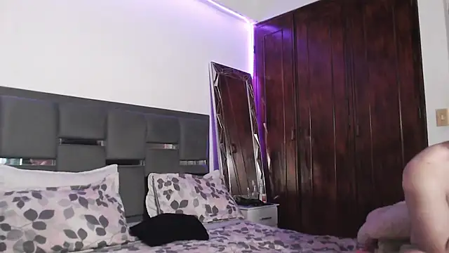 12INCHXIMENAXXX webcam