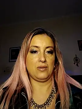DesireSatler webcam