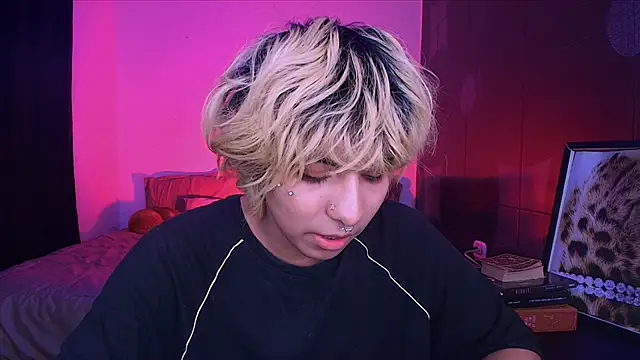 Aronn_44 webcam