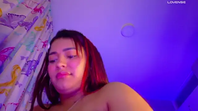 NicolleTaylor webcam
