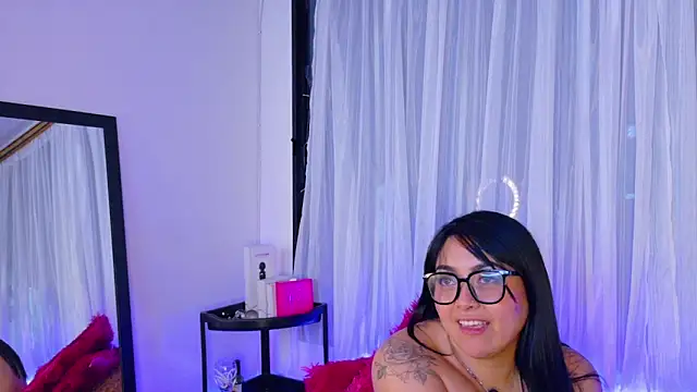 Victoria_J webcam