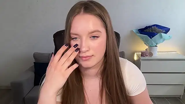 EvaMaddison webcam