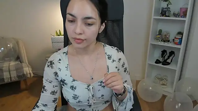 _BellaEvans_ webcam