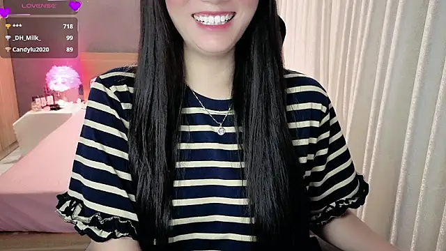 JENNIE-16 webcam
