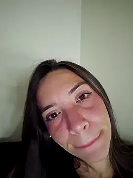 loveuu-bae webcam