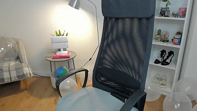 _BellaEvans_ webcam