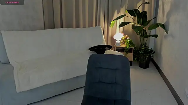 LeticiaRomano webcam