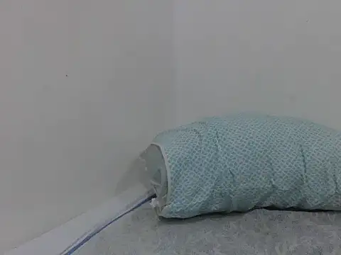 sweet_naughty webcam