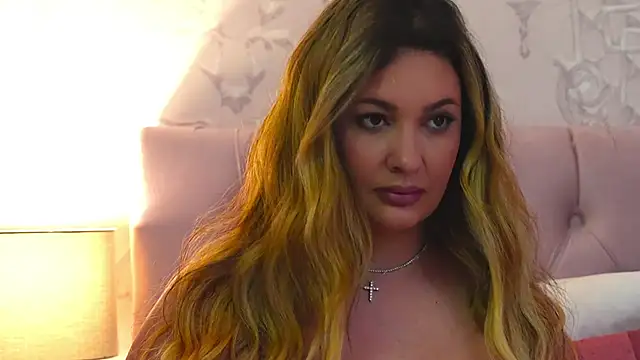 YaaraCollins webcam