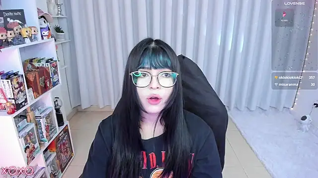 misshoneyxxx webcam