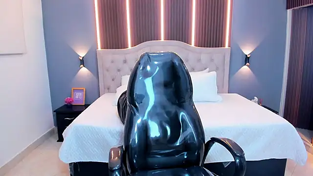 Tommy18__ webcam